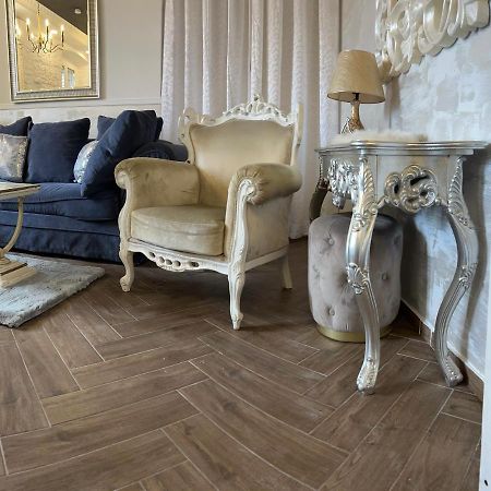 La Dolce Vita Luxury II Apartments With Best Free Private Parking In Center Pula Dış mekan fotoğraf